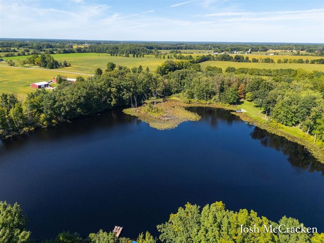 10420 52nd Street, Lowell, MI 49331