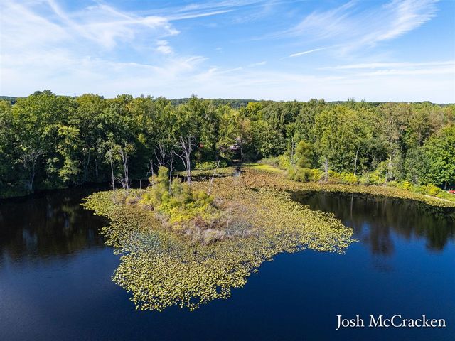 10420 52nd Street, Lowell, MI 49331