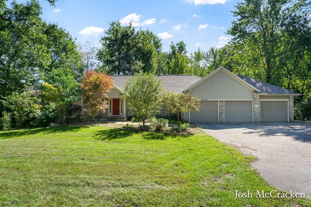 10420 52nd Street, Lowell, MI 49331