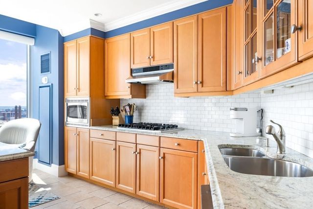 1 Avery St 26D, Boston, MA 02111