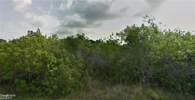 2298 McPhearson DR, Port Charlotte, FL 33953