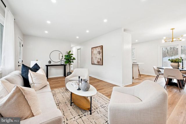 217 STANGER AVE, Glassboro, NJ 08028