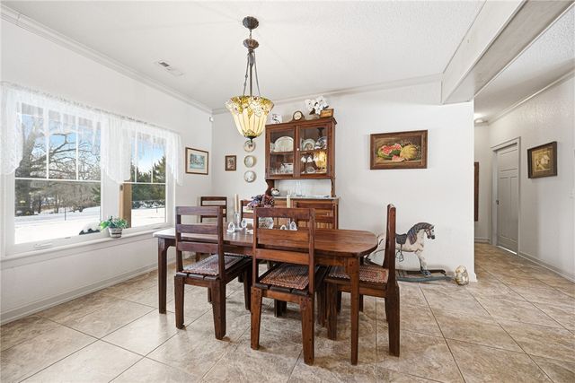 14916 Fielding Road, Gravette, AR 72736