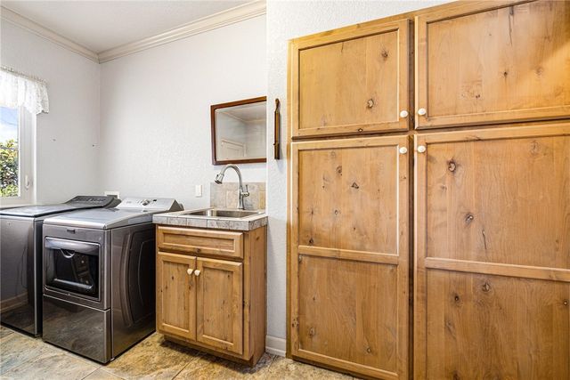 14916 Fielding Road, Gravette, AR 72736