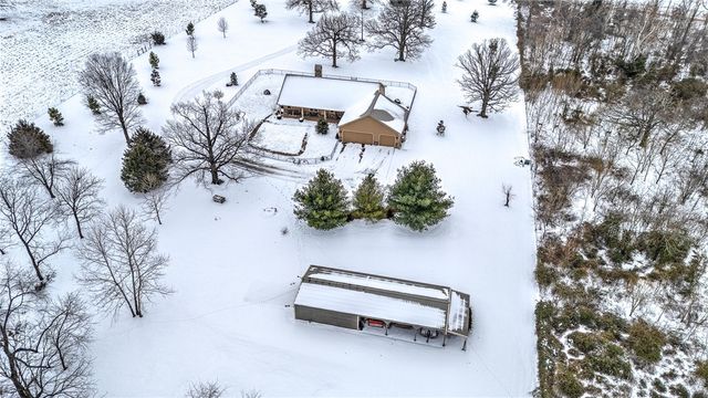 14916 Fielding Road, Gravette, AR 72736