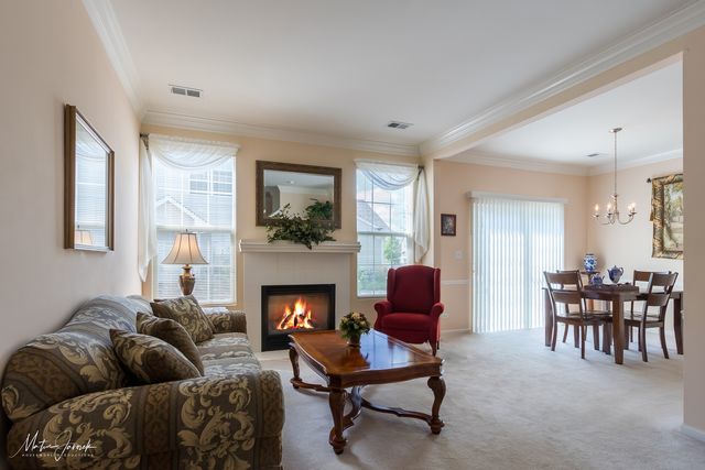 1944 Golden Gate Lane, Naperville, IL 60563