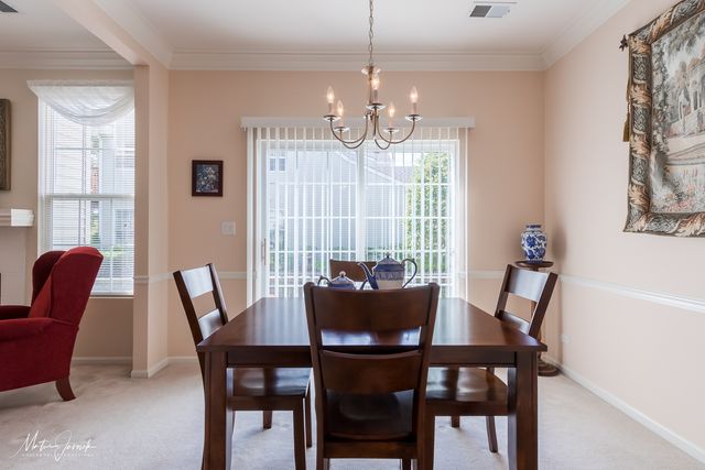 1944 Golden Gate Lane, Naperville, IL 60563