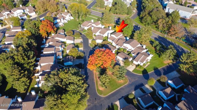 14 Woodmere Court, Freehold, NJ 07728