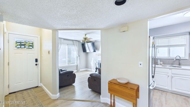14 Woodmere Court, Freehold, NJ 07728