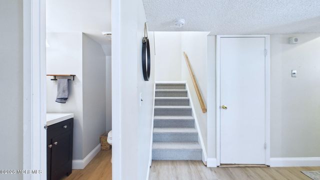 14 Woodmere Court, Freehold, NJ 07728