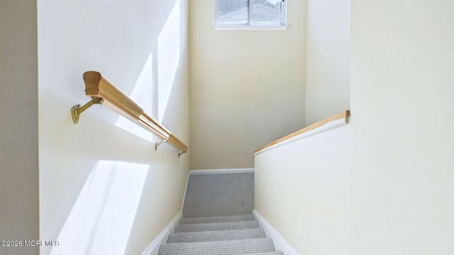 14 Woodmere Court, Freehold, NJ 07728