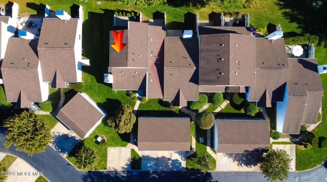 14 Woodmere Court, Freehold, NJ 07728