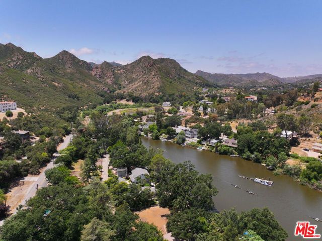 29255 S Lakeshore Drive, Agoura Hills, CA 91301