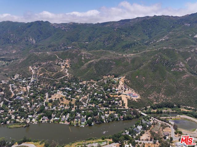 29255 S Lakeshore Drive, Agoura Hills, CA 91301