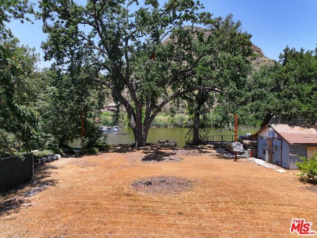 29255 S Lakeshore Drive, Agoura Hills, CA 91301