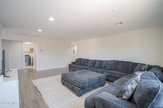 6757 S TUCANA Lane, Gilbert, AZ 85298