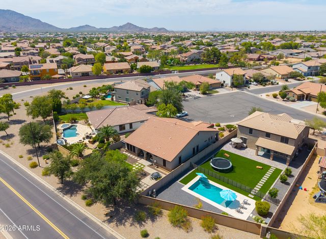 6757 S TUCANA Lane, Gilbert, AZ 85298