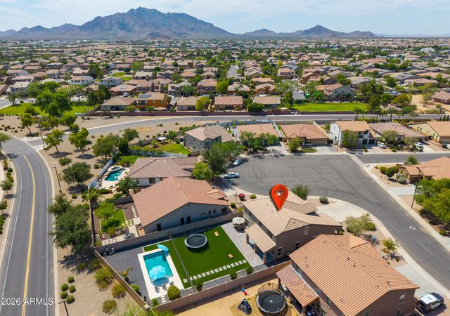 6757 S TUCANA Lane, Gilbert, AZ 85298
