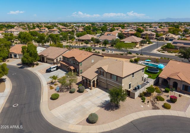 6757 S TUCANA Lane, Gilbert, AZ 85298