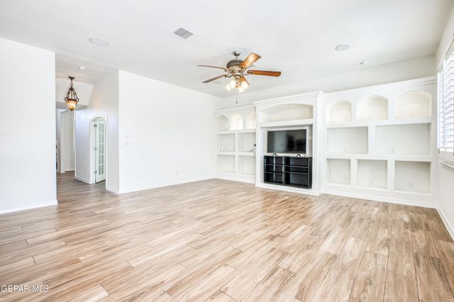 13552 Emerald Terrace Terrace, El Paso, TX 79928