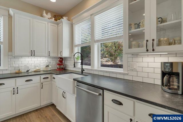 1281 Spencer Mountain Dr NW, Albany, OR 97321