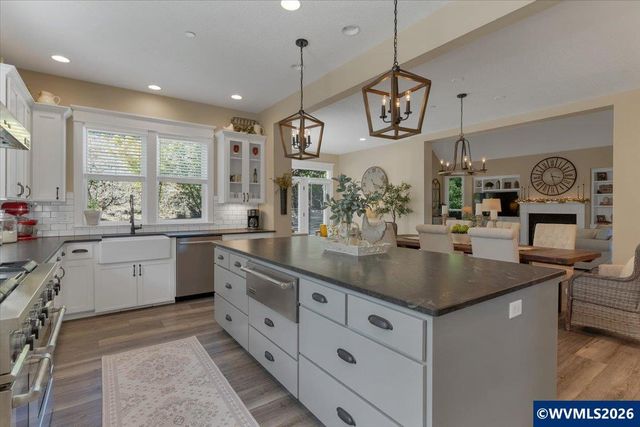 1281 Spencer Mountain Dr NW, Albany, OR 97321