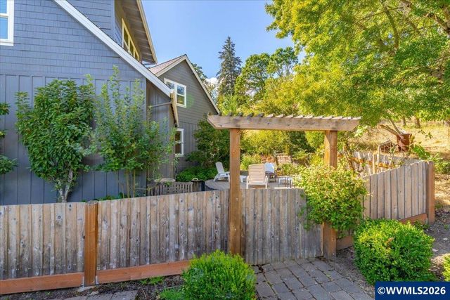 1281 Spencer Mountain Dr NW, Albany, OR 97321