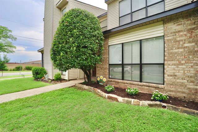 407 Josephine Street, Dallas, TX 75246