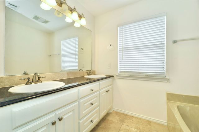 407 Josephine Street, Dallas, TX 75246