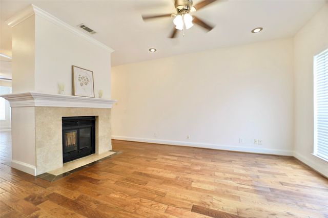 407 Josephine Street, Dallas, TX 75246