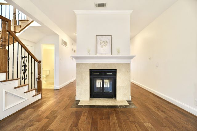 407 Josephine Street, Dallas, TX 75246