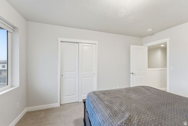 1196 W CLARK LN, Farmington, UT 84025