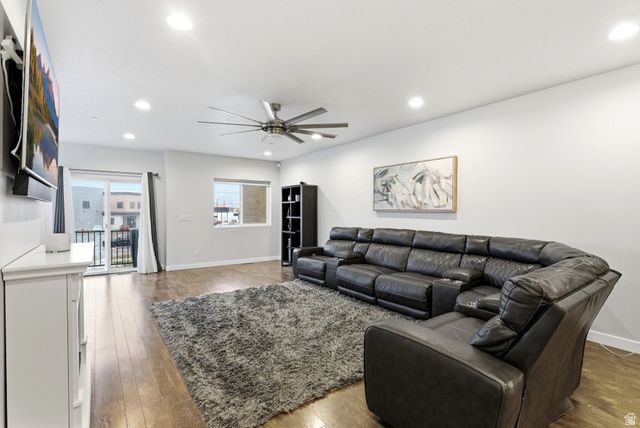 1196 W CLARK LN, Farmington, UT 84025