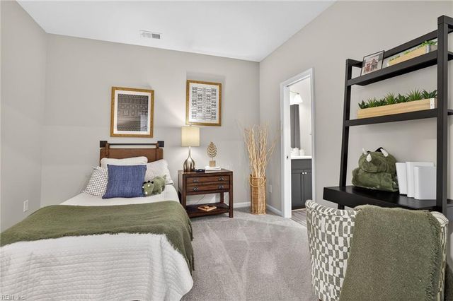 1703 Kathy Ann WAY E, Carrollton, VA 23314