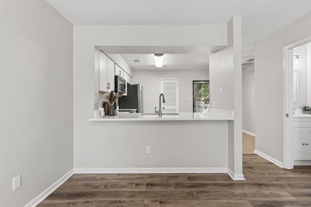 696 Tyner Street 7, Fort Walton Beach, FL 32547