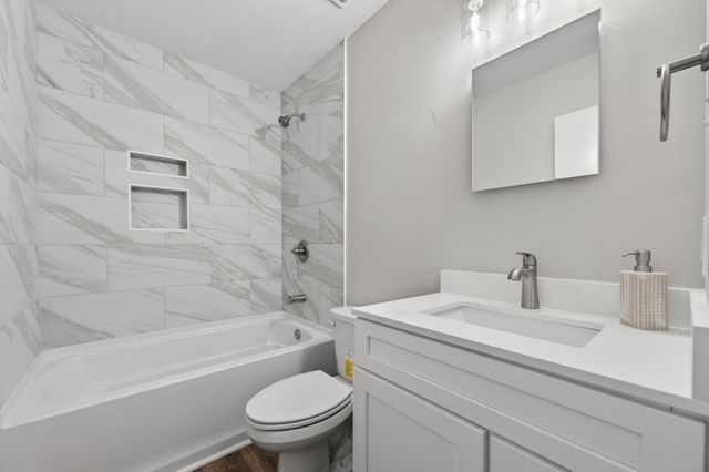 696 Tyner Street 7, Fort Walton Beach, FL 32547