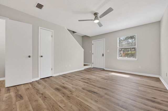 696 Tyner Street 7, Fort Walton Beach, FL 32547