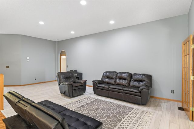 10803 Woodland Drive N, Champlin, MN 55316