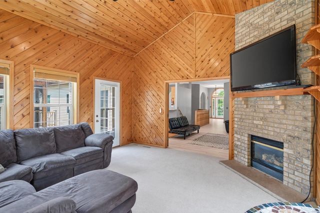 10803 Woodland Drive N, Champlin, MN 55316