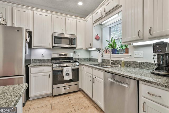 508 Las Brasis Court, Peachtree City, GA 30269