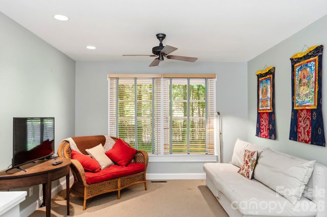 11 Echo Lake Drive, Fairview, NC 28730
