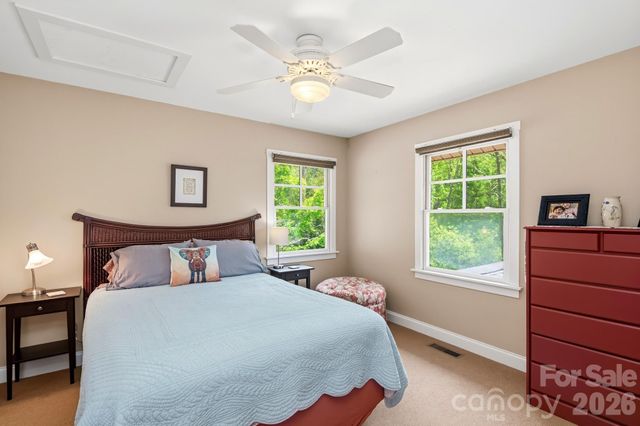 11 Echo Lake Drive, Fairview, NC 28730