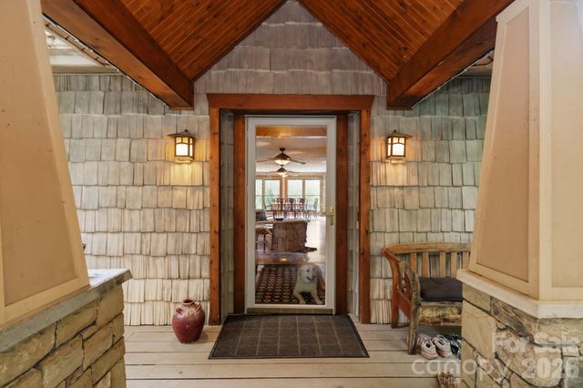11 Echo Lake Drive, Fairview, NC 28730