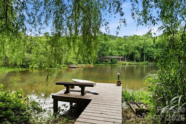 11 Echo Lake Drive, Fairview, NC 28730