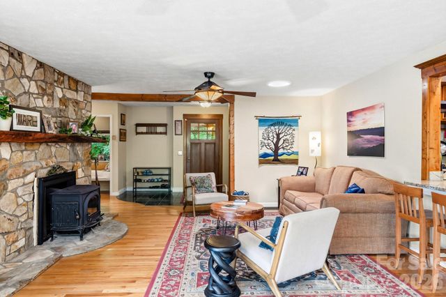 11 Echo Lake Drive, Fairview, NC 28730