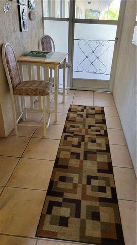 360 BASE AVENUE E 424, Venice, FL 34285