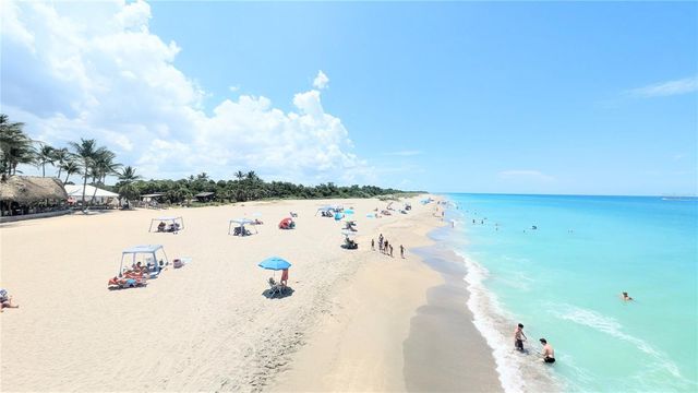 360 BASE AVENUE E 424, Venice, FL 34285