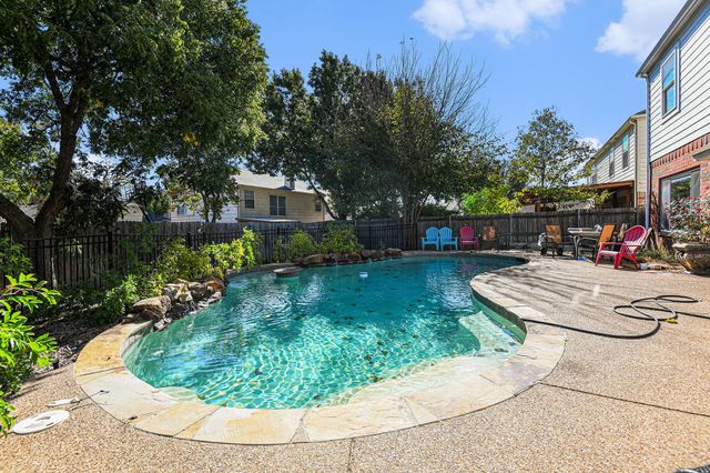 7024 Lyndale Drive, Watauga, TX 76148