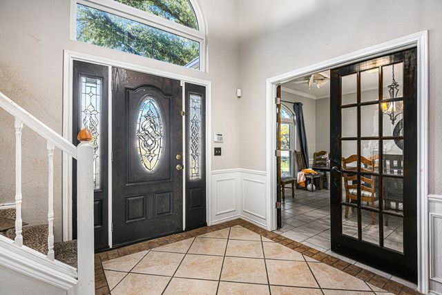 7024 Lyndale Drive, Watauga, TX 76148