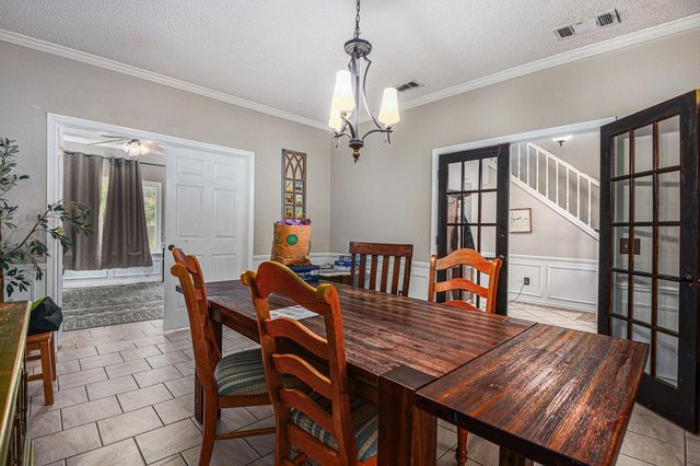 7024 Lyndale Drive, Watauga, TX 76148